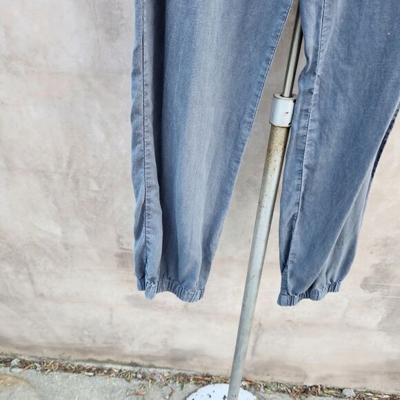 Cloth and stone gray joggers - Picture 5 of 6